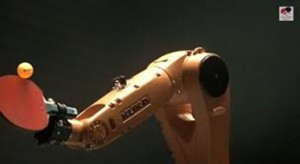 Masa Tenisi Oynayan Robot Mu?